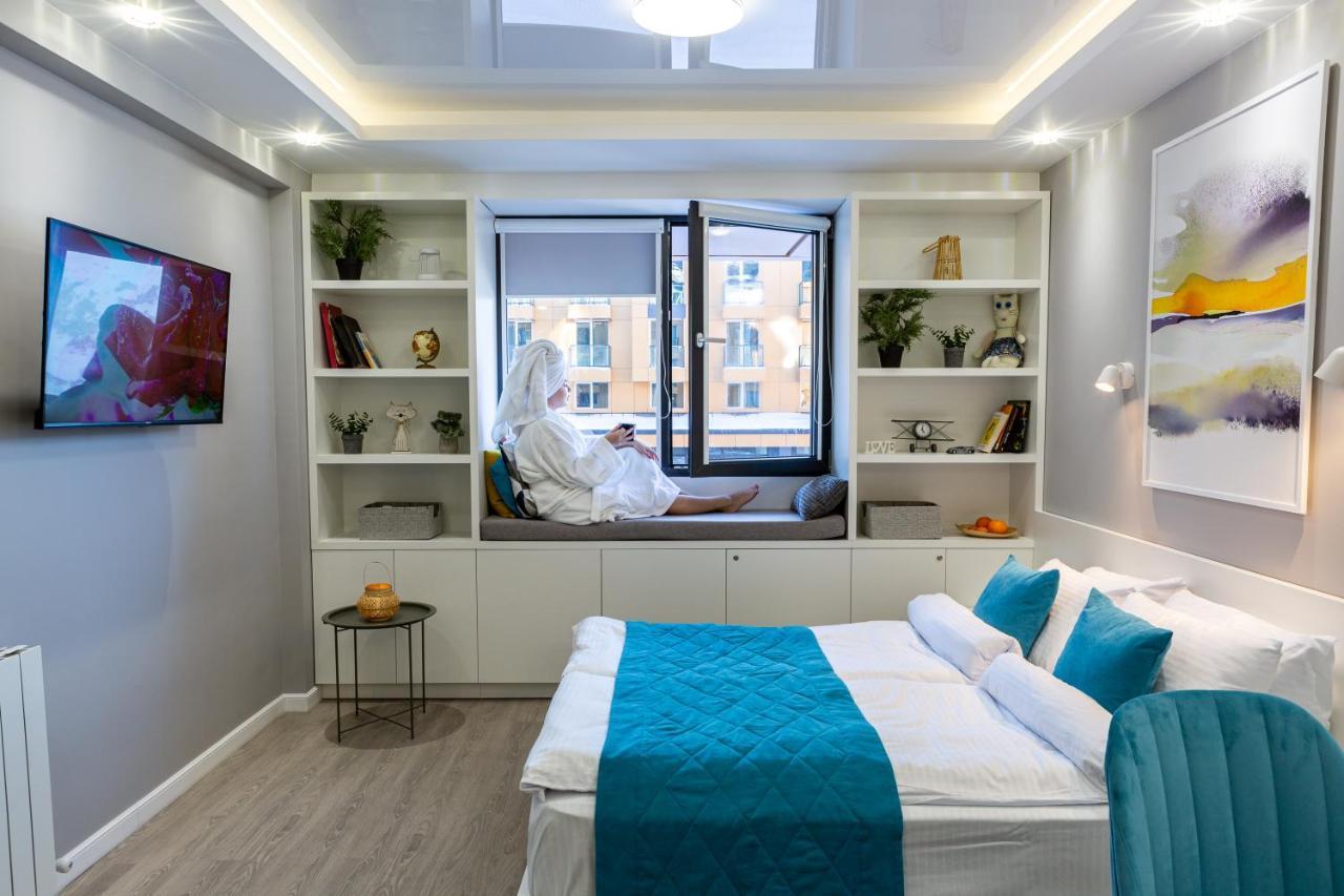 شقة Crystal Deluxe, Four Seasons F2, New غودوري المظهر الخارجي الصورة